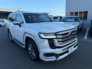 2023 Toyota Land Cruiser ZX 300 Series 3.5L — photo 1