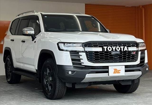 2023 Toyota Land Cruiser 300 Series GR Sport