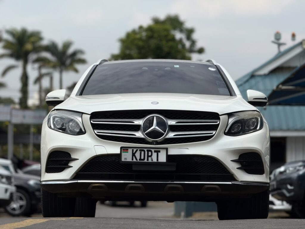 2017 Mercedes-Benz GLC250