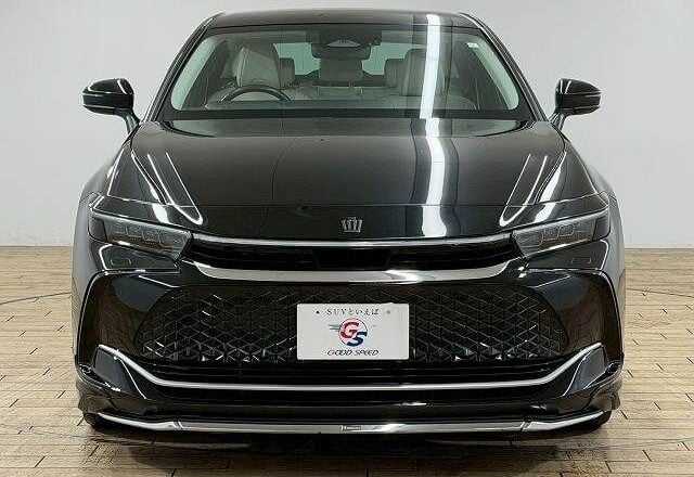 2023 Toyota Crown G Advance