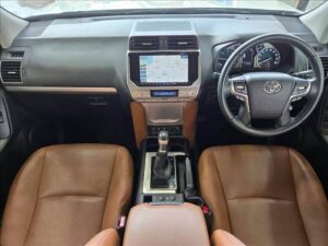 2021 Toyota Land Cruiser Prado TX.L 70th Anniversary 2.8 — photo 3