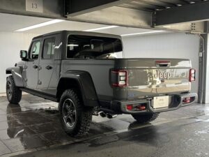 2024 Jeep Gladiator Rubicon 3.6L — photo 2