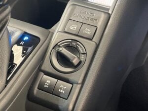 2026 Toyota FJ Cruiser VX 2.7 — photo 4