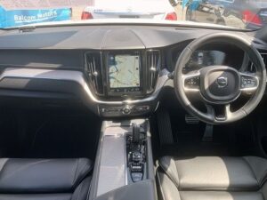2021 Volvo XC60 B6 R-Design AWD 2.0 — photo 4