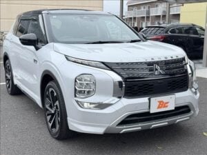 2022 Mitsubishi Outlander PHEV P 2.4 — photo 1