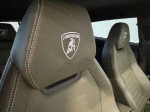 2025 Lamborghini Urus SE 4WD 4.0 — photo 3
