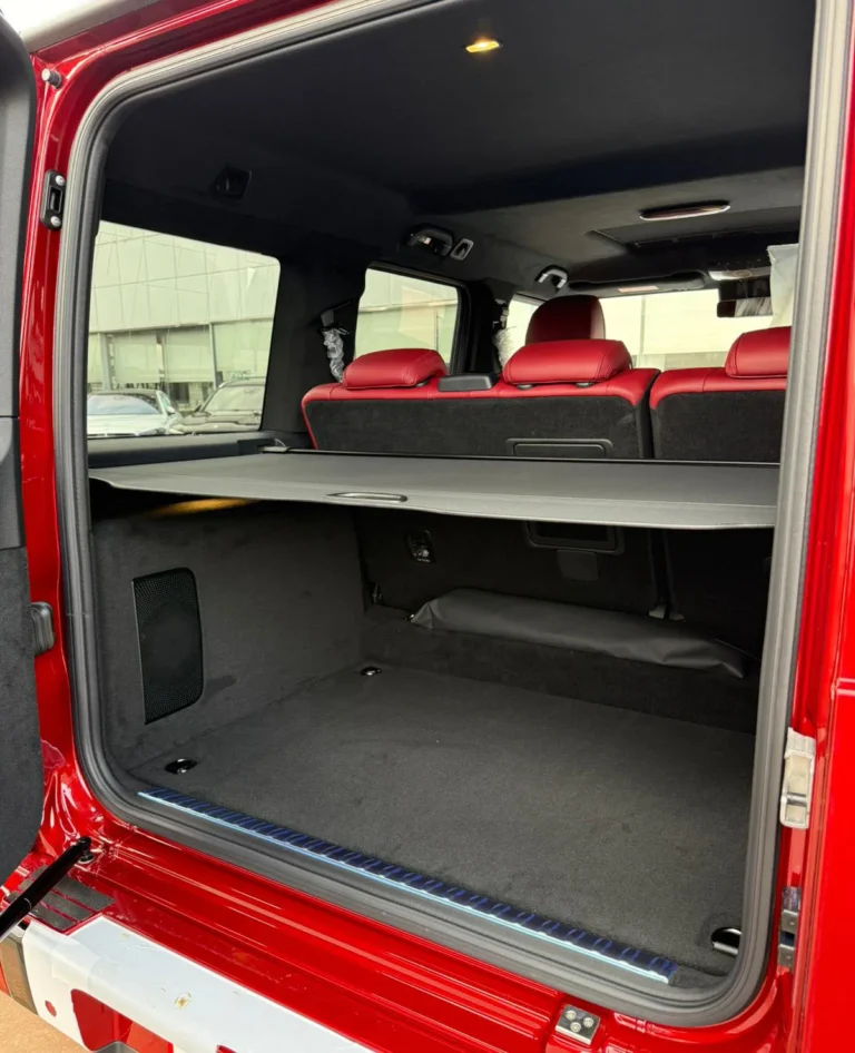 2026 Mercedes-AMG G63 MANUFAKTUR Program Plus 4.0 — photo 8