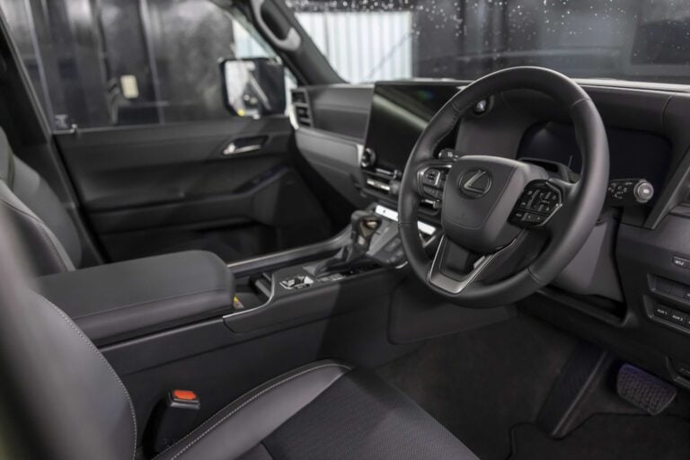 2026 Lexus GX550 Overtrail Plus 3.5 — photo 7