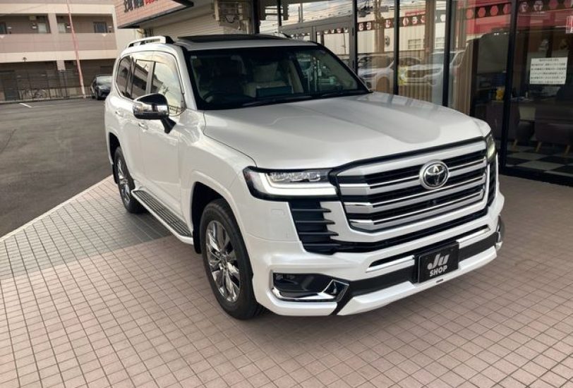 2023 Toyota Land Cruiser ZX 300