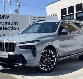 2025 BMW X7 xDrive40d
