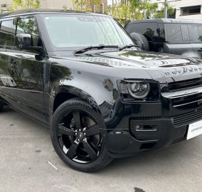 2024 Land Rover Defender 110 V8
