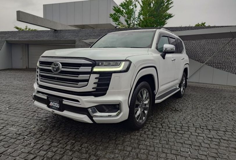 2023 Toyota Land Cruiser ZX 300