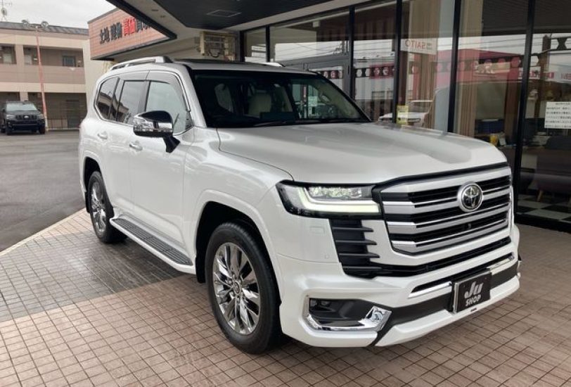 2022 Toyota Land Cruiser ZX 300