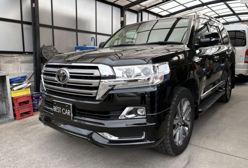 2021 Toyota Land Cruiser ZX V8