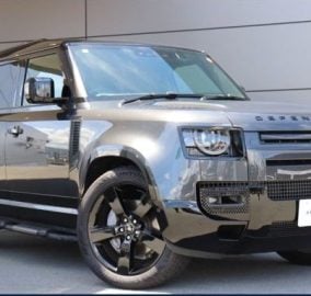 2025 Land Rover Defender 110 X-Dynamic HSE