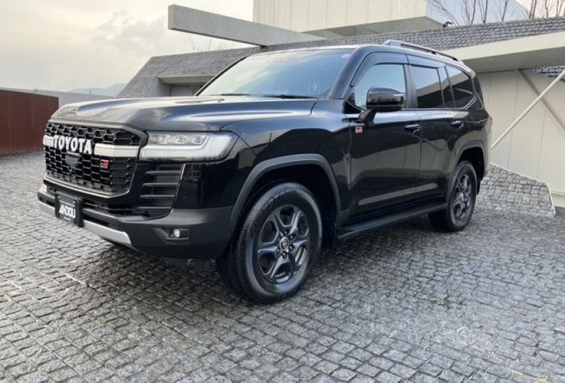 2023 Toyota Land Cruiser 300 Series GR Sport