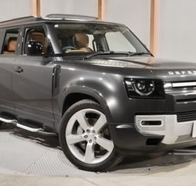 2023 Land Rover Defender 130 First Edition