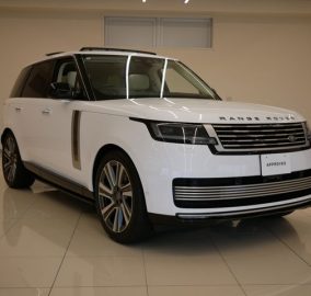 2023 Range Rover Vogue SV P530