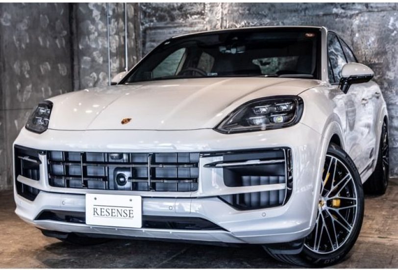 2024 Porsche Cayenne Coupe GTS