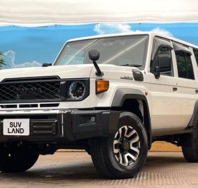 2024 Land Cruiser 70 Series AX GDJ76W