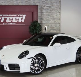 2025 Porsche 911 Carrera