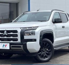 2025 Mitsubishi Triton GSR