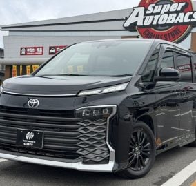 2022 Toyota Voxy S-Z Hybrid E-Four