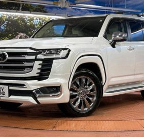 2023 Toyota Land Cruiser ZX 300 Series