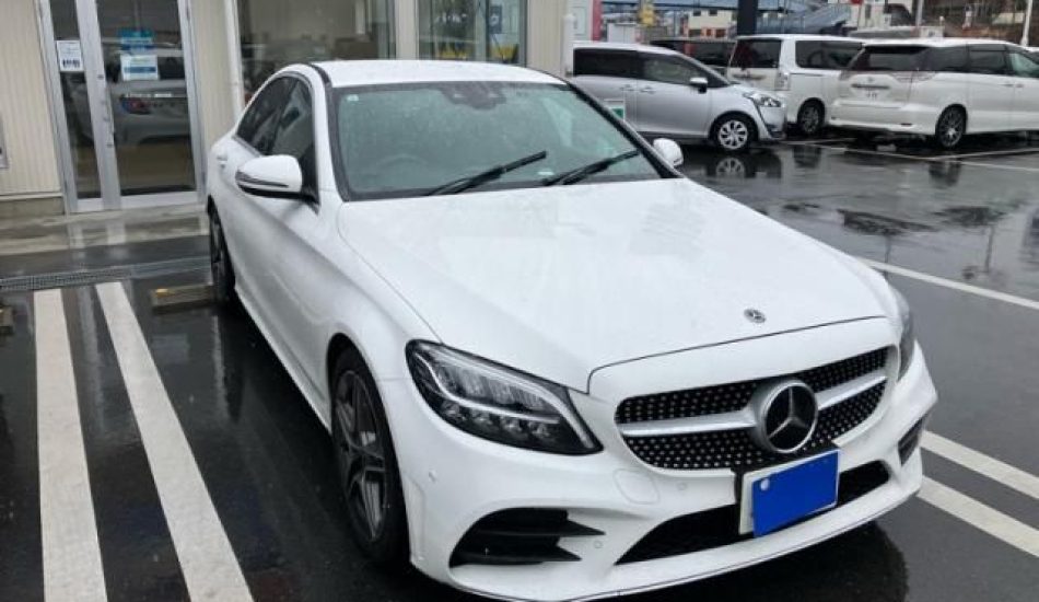 2019 Mercedes-Benz C180