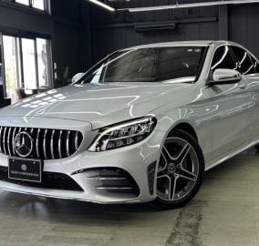 2020 Mercedes-Benz C180