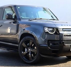 2025 Land Rover Defender 90 X-Dynamic HSE