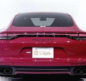 2022 Porsche Panamera GTS