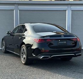 2024 Mercedes-Benz E200