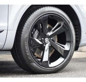 2024 Bentley Bentayga