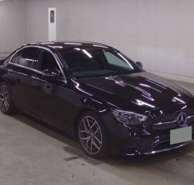 2022 Mercedes-Benz E200