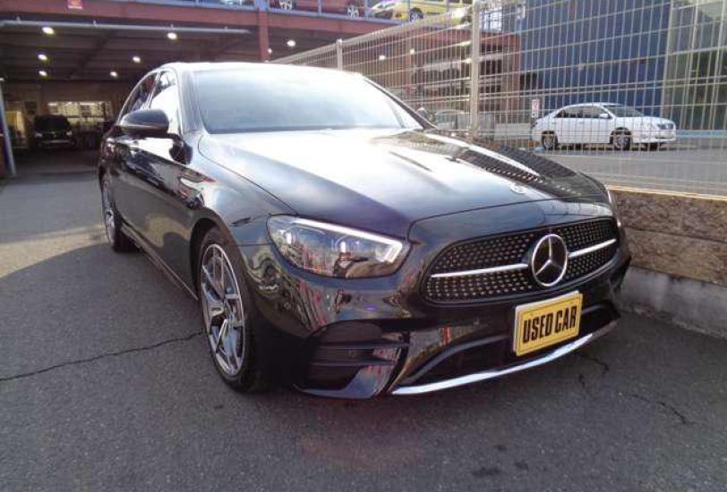 2022 Mercedes-Benz E200