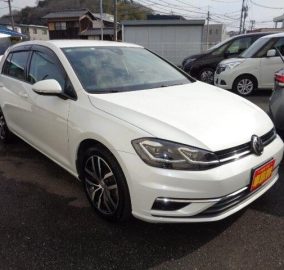 2018 Volkswagen Golf TSI