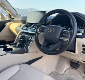 Toyota Landcruiser 300 ZX