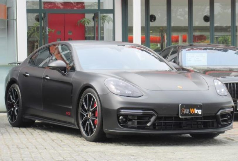 2021 Porsche Panamera GTS