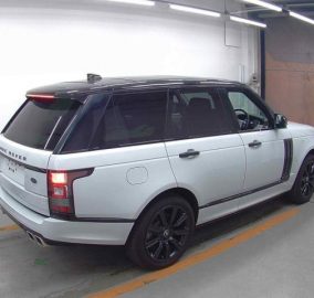 Range Rover Vogue SVO