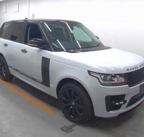 Range Rover Vogue SVO
