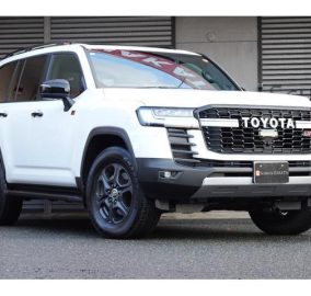 2024 Toyota LC300 GR Sport