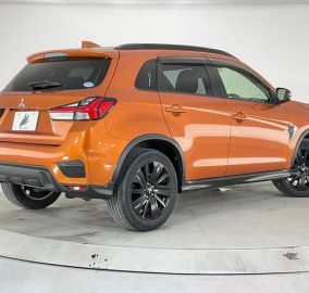 Mitsubishi RVR