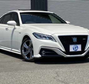 2020 Toyota Crown RS
