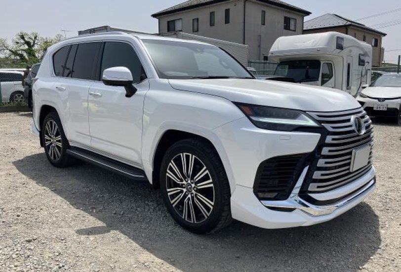 Lexus LX600 2023