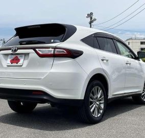 2019 Toyota Harrier Elegance