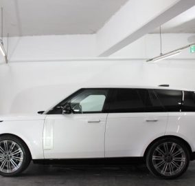 2023 Range Rover Vogue P530 LWB