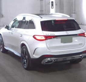 Mercedes-Benz GLC350e