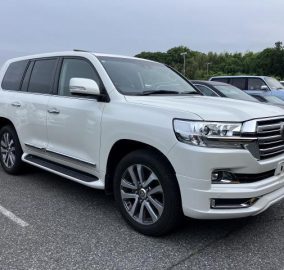 2020 Toyota Landcruiser ZX