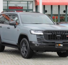 Toyota LC300 GR Sport